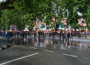 Aksi Ribuan Mahasiswa Kawal Putusan MK di Depan Gedung DPRD Sulteng Berakhir Ricuh